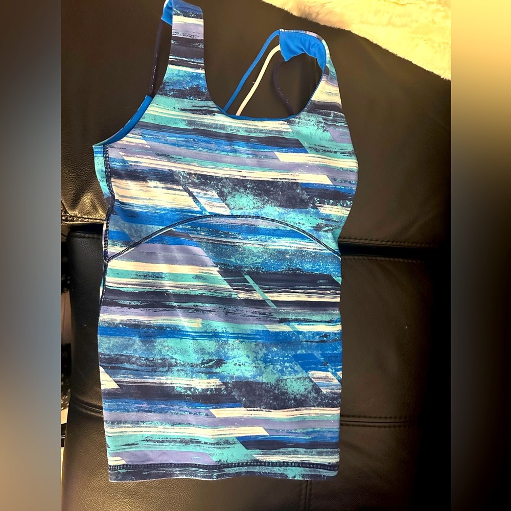 Lululemon tank